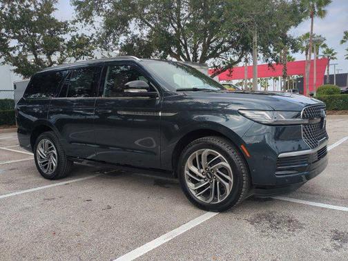 2025 Lincoln Navigator Reserve