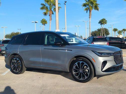 2024 Lincoln Nautilus Reserve