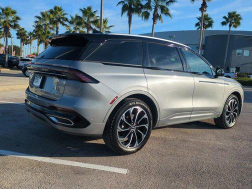 2024 Lincoln Nautilus Reserve