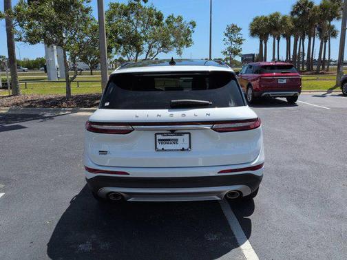 Pristine White Metallic Tri-Coat 2025 Lincoln Corsair Reserve