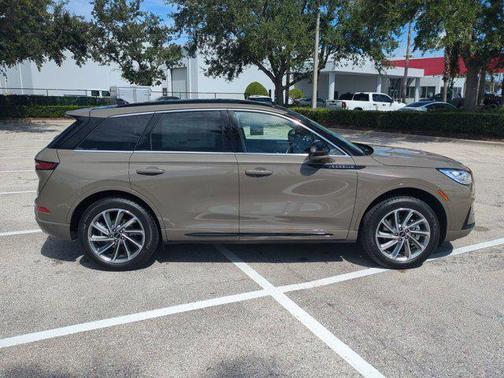 2025 Lincoln Corsair Grand Touring