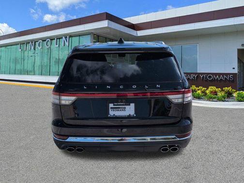 Infinite Black Metallic Clearcoat 2026 Lincoln Aviator Reserve AWD