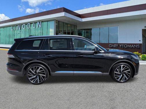 Infinite Black Metallic Clearcoat 2026 Lincoln Aviator Reserve AWD