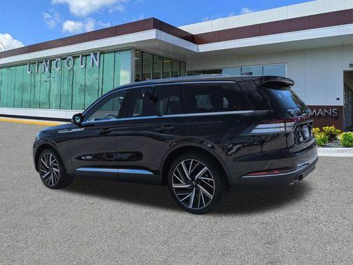 Infinite Black Metallic Clearcoat 2026 Lincoln Aviator Reserve AWD