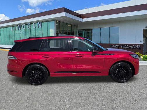 Red Carpet Metallic Tinted Clearcoat 2026 Lincoln Aviator Reserve