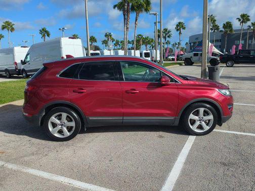 2015 Lincoln MKC Base