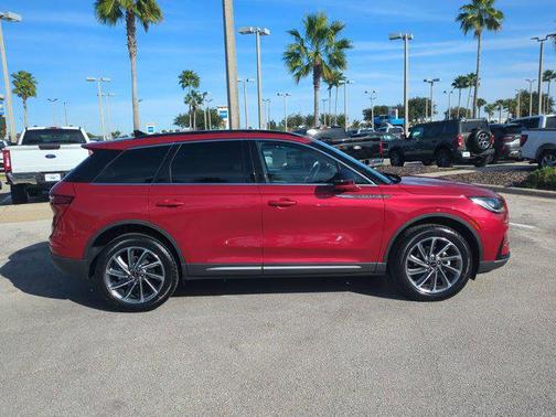 2026 Lincoln Corsair Premiere