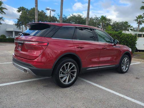 2025 Lincoln Corsair Premiere