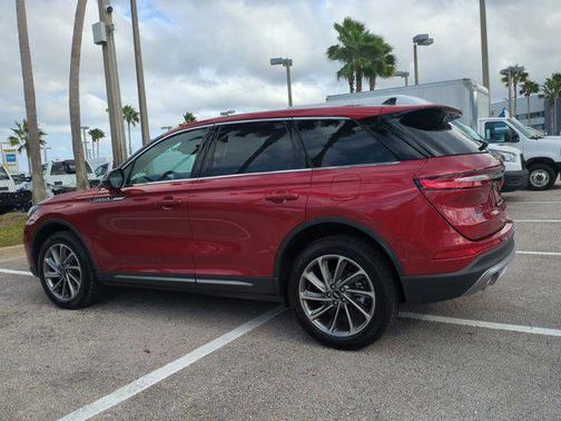 2025 Lincoln Corsair Premiere