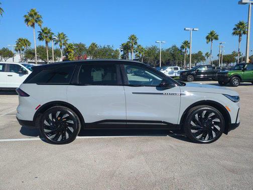 2026 Lincoln Nautilus Reserve