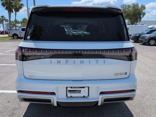 Radiant White 2025 INFINITI QX80 SENSORY AWD