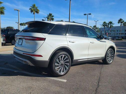 2026 Lincoln Corsair Reserve