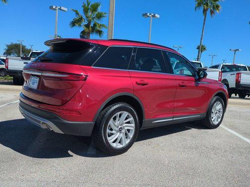 2026 Lincoln Corsair Premiere