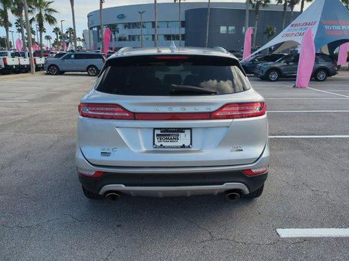 2015 Lincoln MKC Base