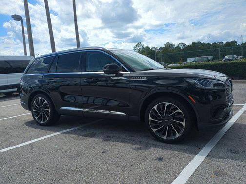 2025 Lincoln Aviator Reserve