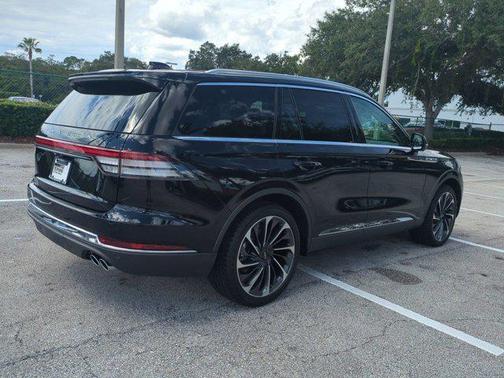 2025 Lincoln Aviator Reserve