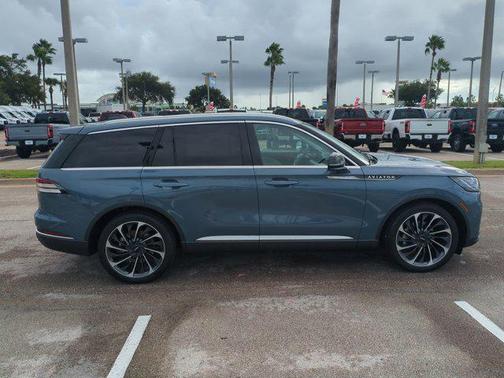 2025 Lincoln Aviator Reserve AWD