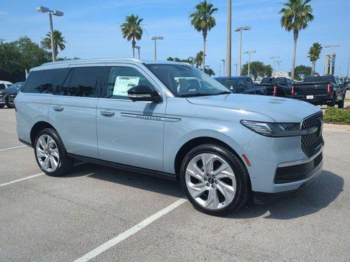 2025 Lincoln Navigator Reserve