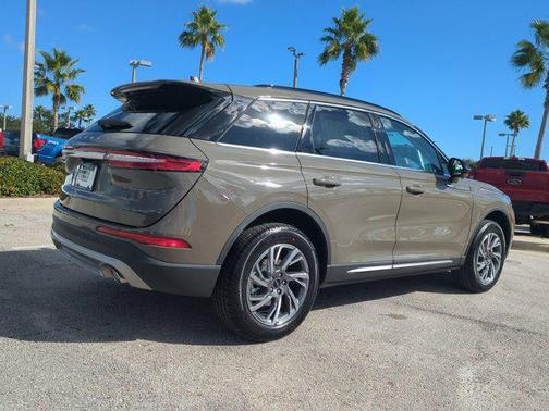 2026 Lincoln Corsair Premiere