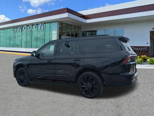 2025 Lincoln Navigator Reserve