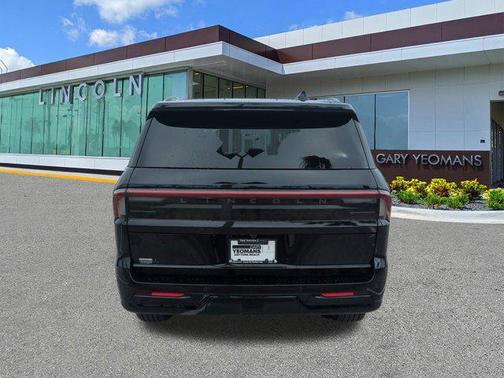 2025 Lincoln Navigator Reserve