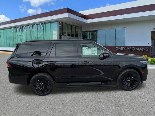 2025 Lincoln Navigator Reserve
