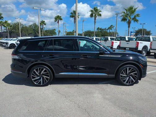 2025 Lincoln Aviator Reserve AWD