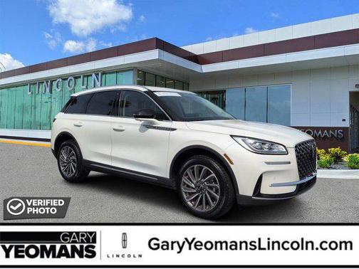 Pristine White Metallic Tri-Coat 2024 Lincoln Corsair Reserve