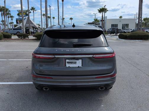 Asher Gray Metallic Clearcoat 2026 Lincoln Corsair Reserve