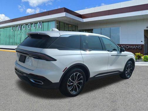 2025 Lincoln Nautilus Premiere
