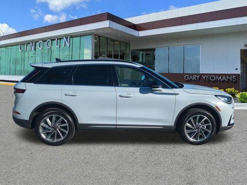 2026 Lincoln Corsair Premiere