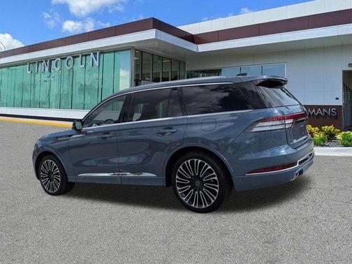 Whisper Blue Metallic Clearcoat 2026 Lincoln Aviator Black Label AWD
