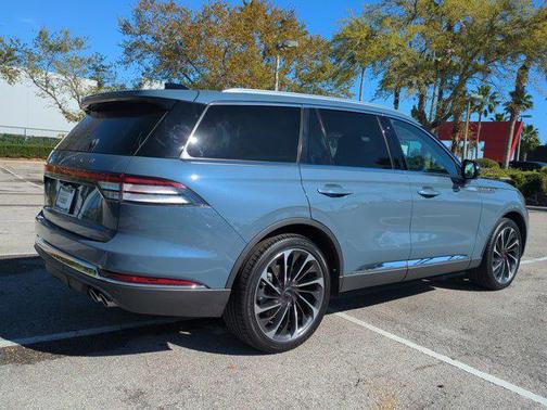 2025 Lincoln Aviator Reserve AWD