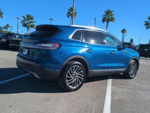 2020 Lincoln Nautilus Reserve