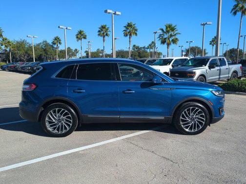 2020 Lincoln Nautilus Reserve