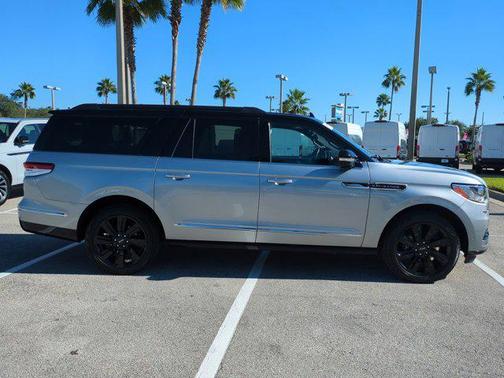 2023 Lincoln Navigator Black Label