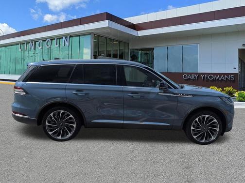 Whisper Blue Metallic Clearcoat 2026 Lincoln Aviator Reserve AWD