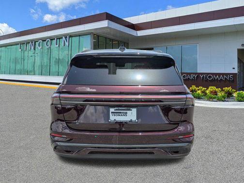 2025 Lincoln Nautilus Reserve