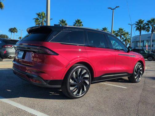 2024 Lincoln Nautilus Reserve