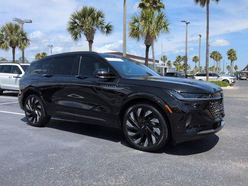 Infinite Black Metallic Clearcoat 2024 Lincoln Nautilus Reserve