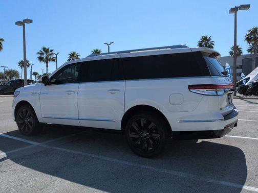 2023 Lincoln Navigator Reserve