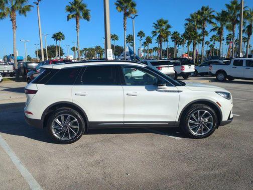 2026 Lincoln Corsair Premiere