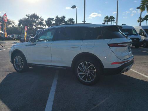 2026 Lincoln Corsair Premiere