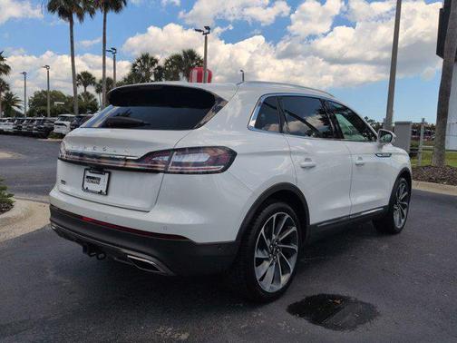 Pristine White Metallic Tri-Coat 2023 Lincoln Nautilus Reserve