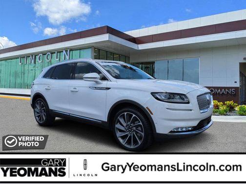 Pristine White Metallic Tri-Coat 2023 Lincoln Nautilus Reserve