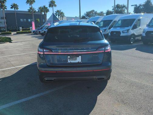 2019 Lincoln Nautilus Select