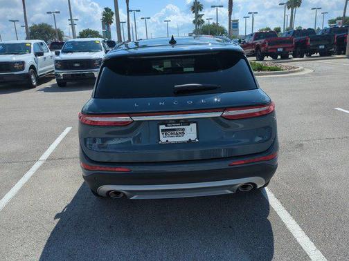 2025 Lincoln Corsair Premiere