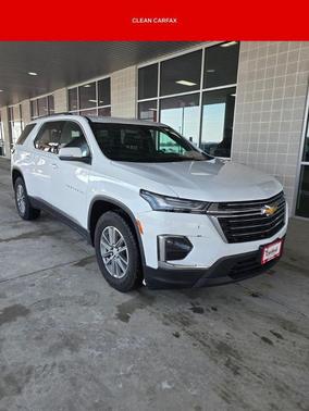 2023 Chevrolet Traverse LT Leather