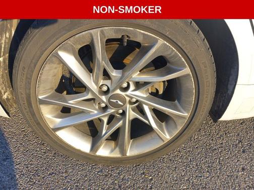 2022 Genesis G70 2.0T