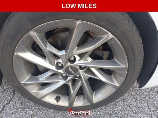 2022 Genesis G70 2.0T